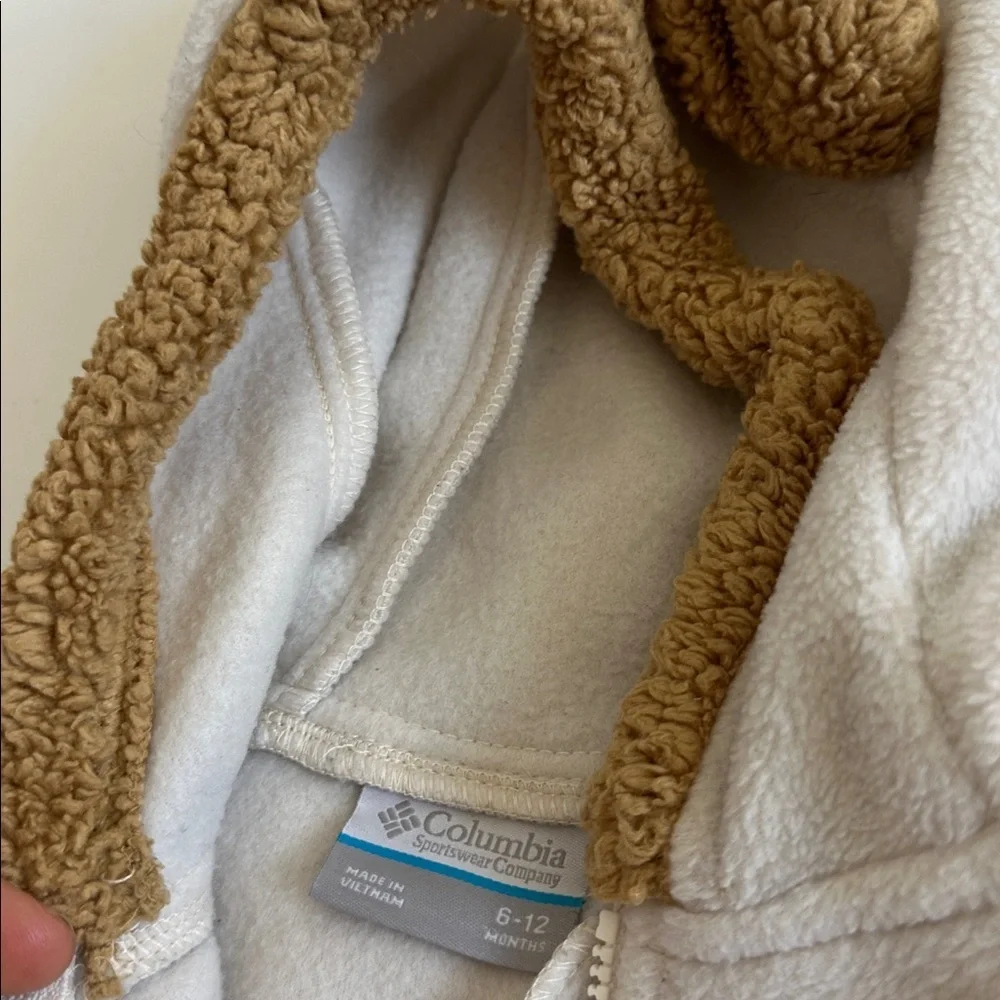 Columbia cozy cream